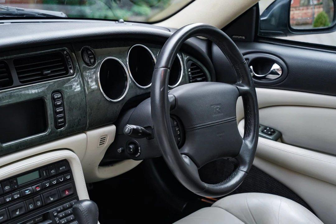 2005 Jaguar X100 XKR - Image 29 of 30