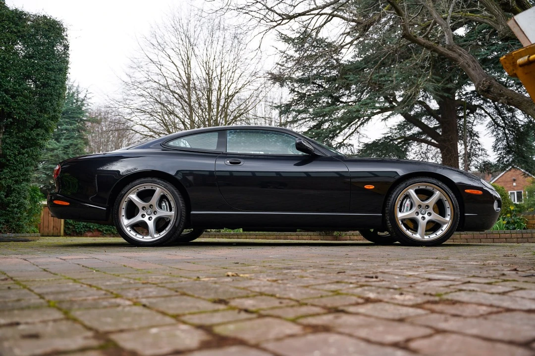 2005 Jaguar X100 XKR - Image 9 of 30
