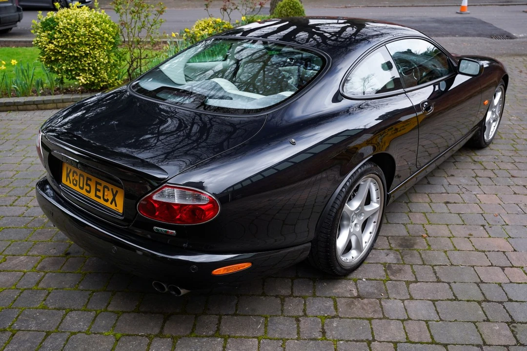2005 Jaguar X100 XKR - Image 13 of 30