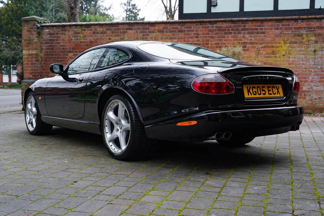 2005 Jaguar X100 XKR - Image 19 of 30