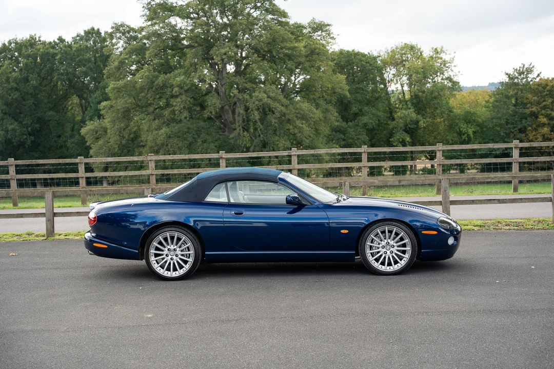 2005 Jaguar X100 XKR - Image 16 of 31