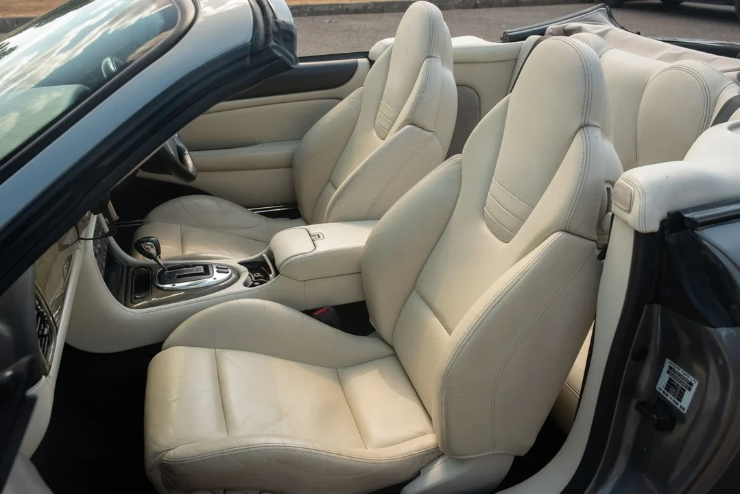 2005 Jaguar X100 XKR - Image 14 of 30