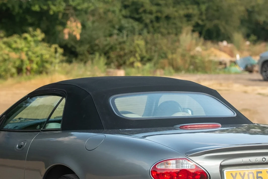2005 Jaguar X100 XKR - Image 17 of 30