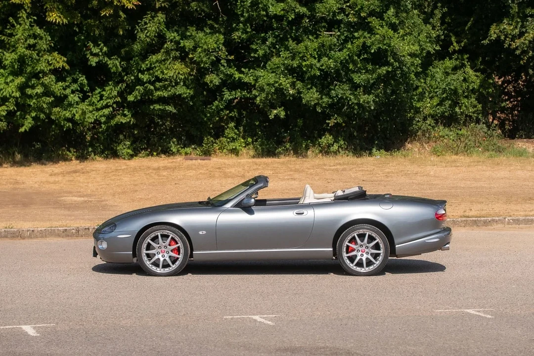 2005 Jaguar X100 XKR - Image 30 of 31