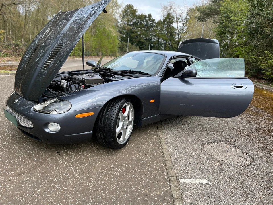 2005 Jaguar X100 XKR - Image 23 of 30