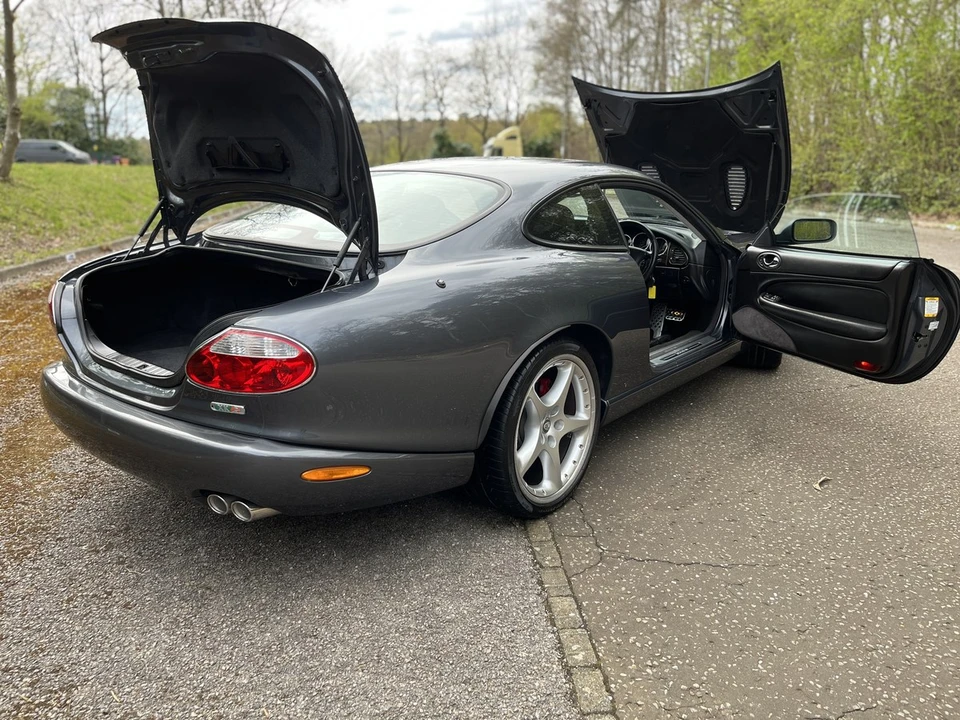 2005 Jaguar X100 XKR - Image 20 of 30