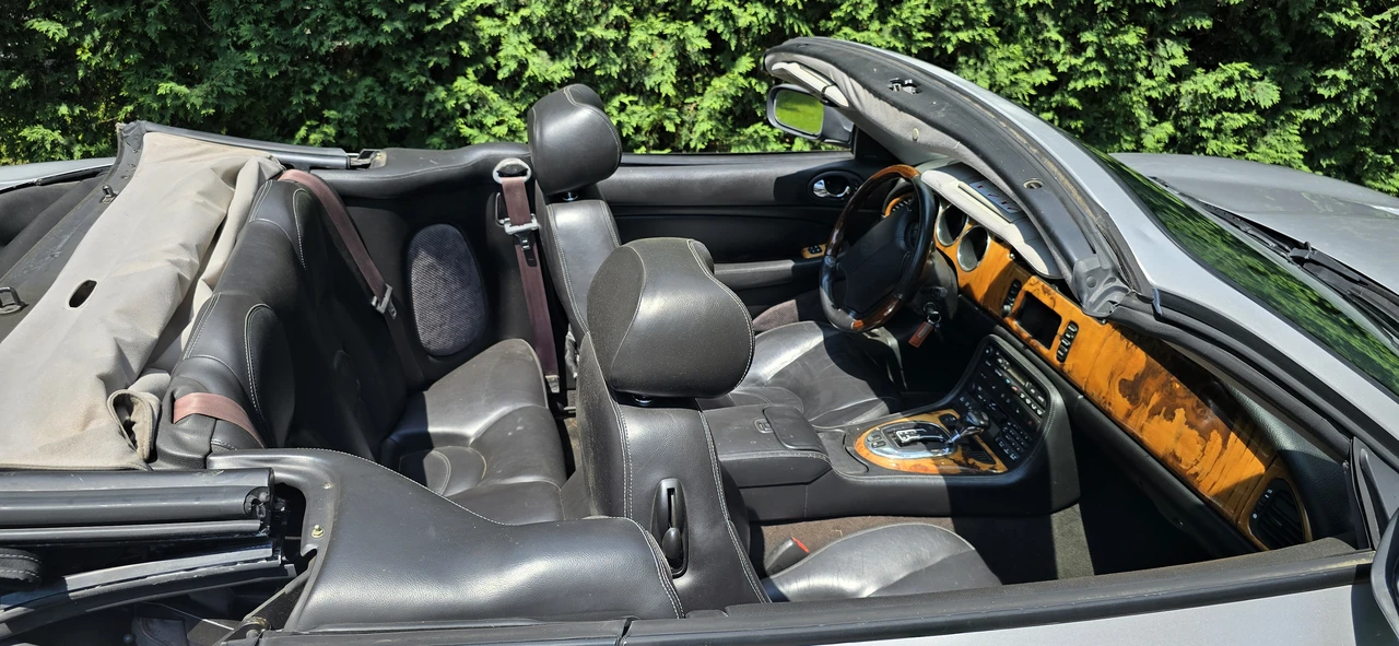 2005 Jaguar X100 XKR - Image 10 of 20