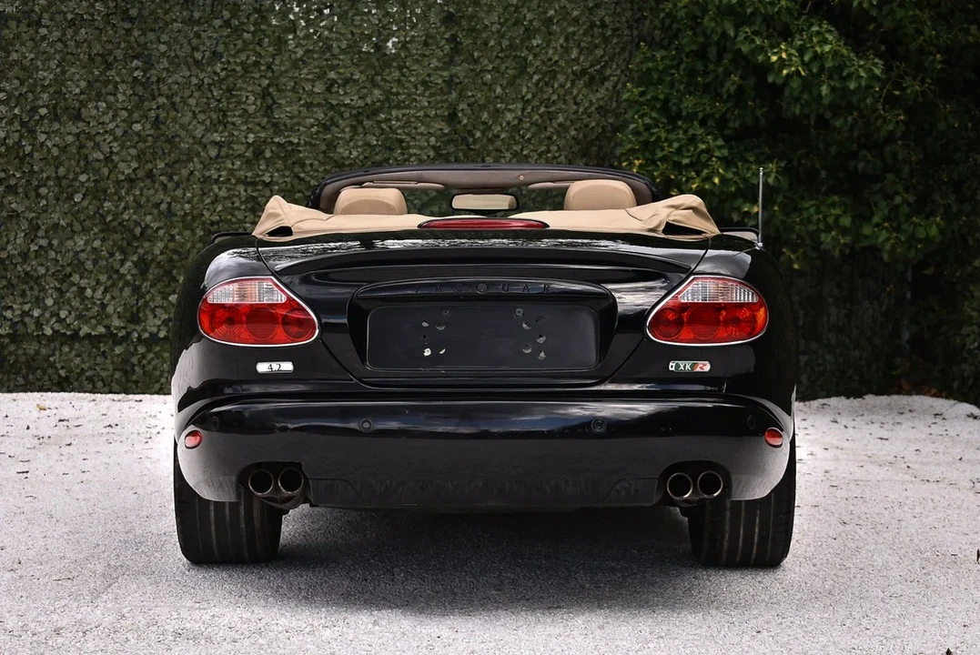 2005 Jaguar X100 XKR - Image 9 of 30
