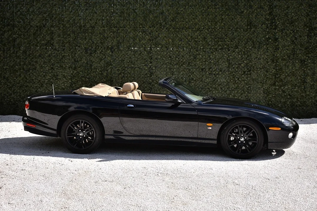 2005 Jaguar X100 XKR - Image 6 of 30