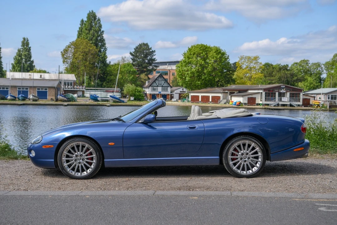 2005 Jaguar X100 XKR - Image 25 of 30