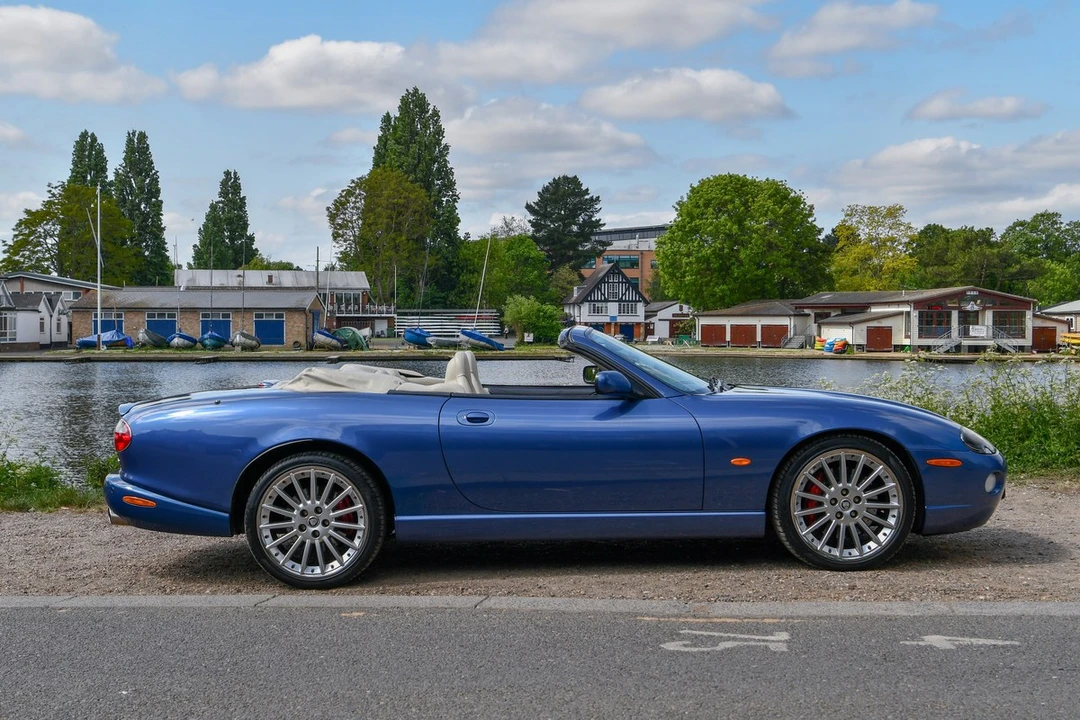 2005 Jaguar X100 XKR - Image 15 of 30