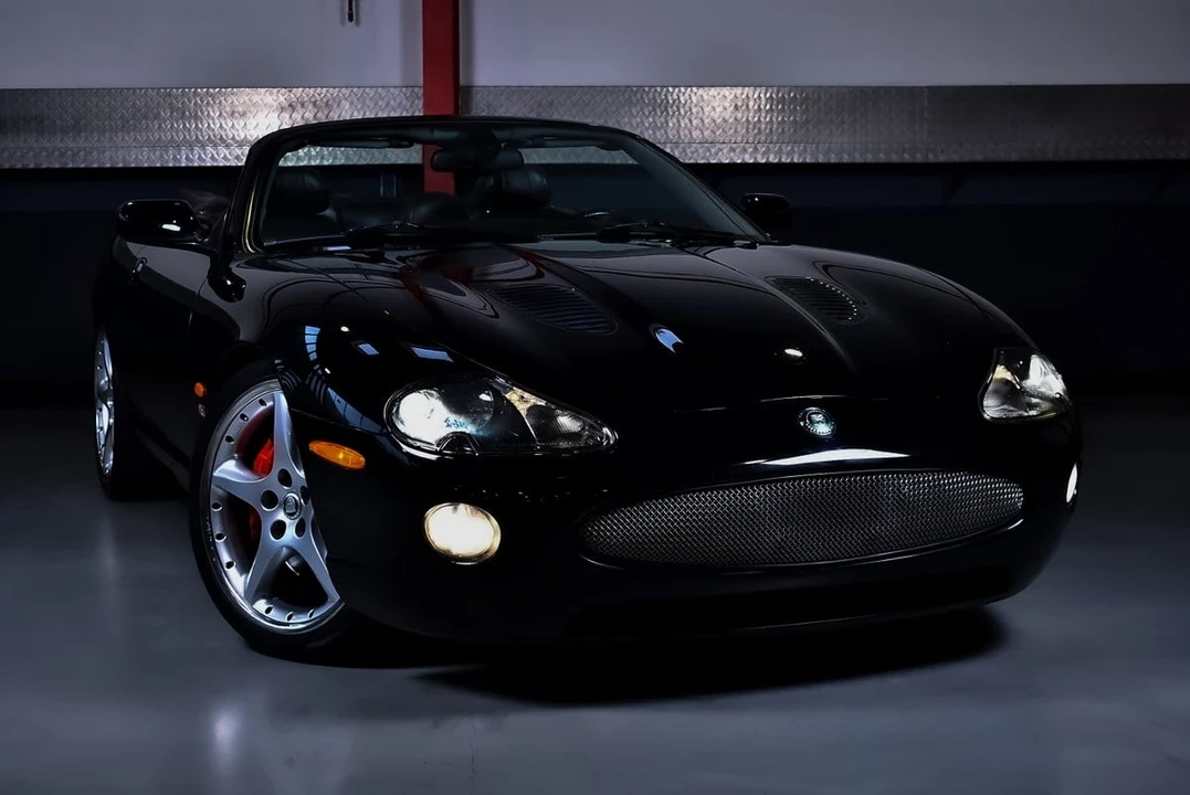 2005 Jaguar X100 XKR - Image 9 of 31