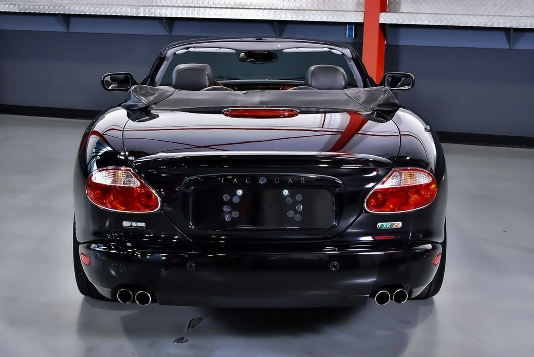 2005 Jaguar X100 XKR - Image 24 of 31