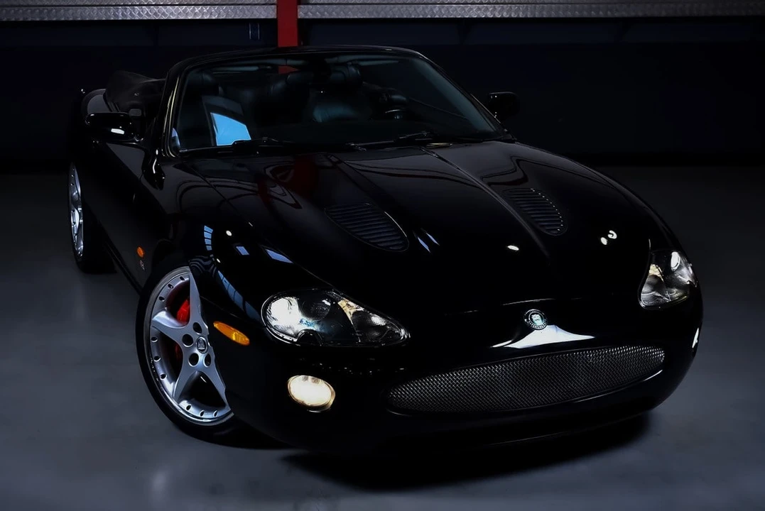 2005 Jaguar X100 XKR - Image 8 of 31