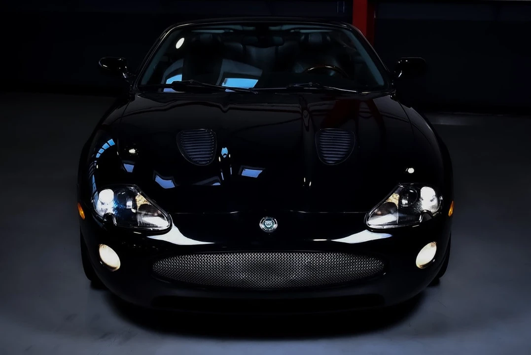 2005 Jaguar X100 XKR - Image 3 of 31