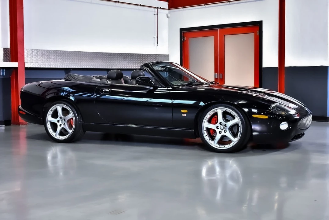 2005 Jaguar X100 XKR - Image 18 of 31