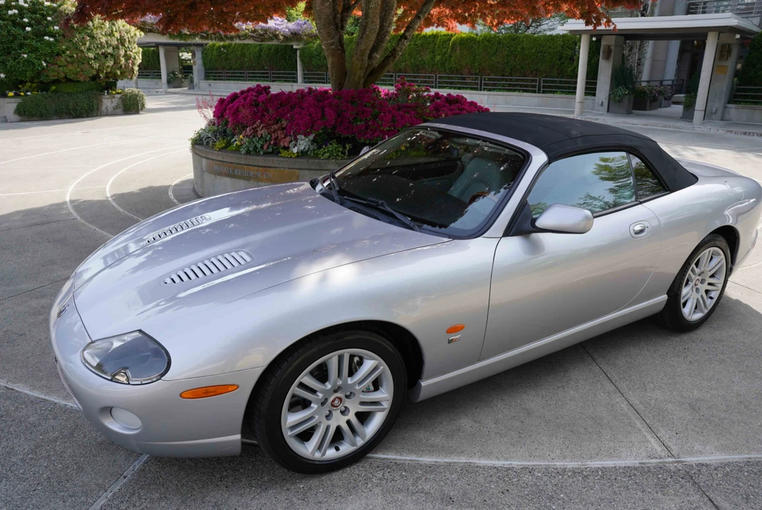 2005 Jaguar X100 XKR - Image 24 of 31