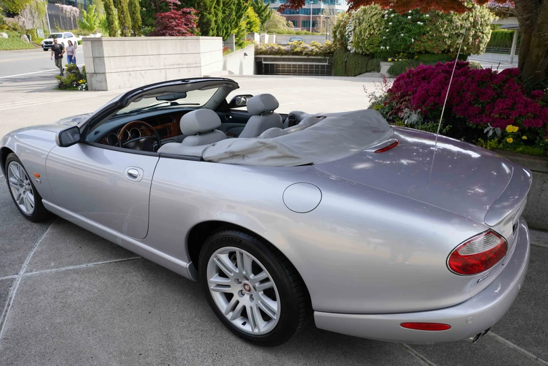 2005 Jaguar X100 XKR - Image 12 of 31