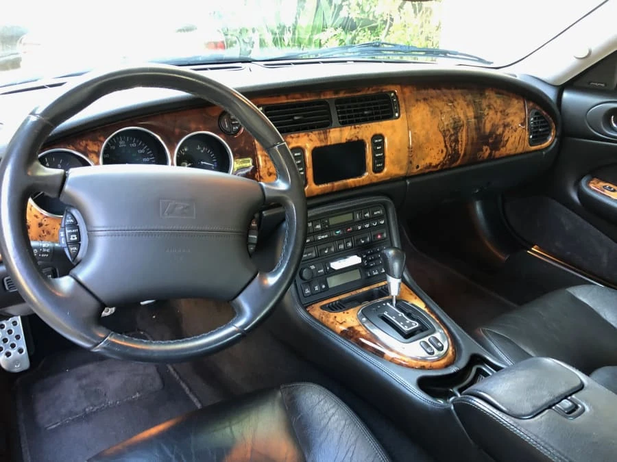 2005 Jaguar X100 XKR - Image 4 of 8