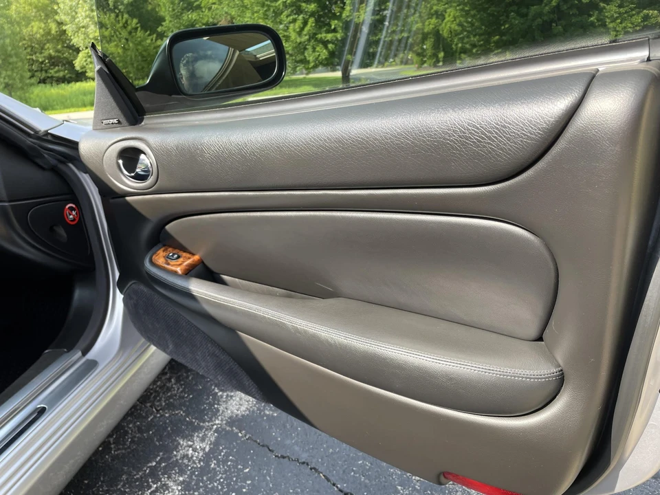 2005 Jaguar X100 XKR - Image 29 of 31