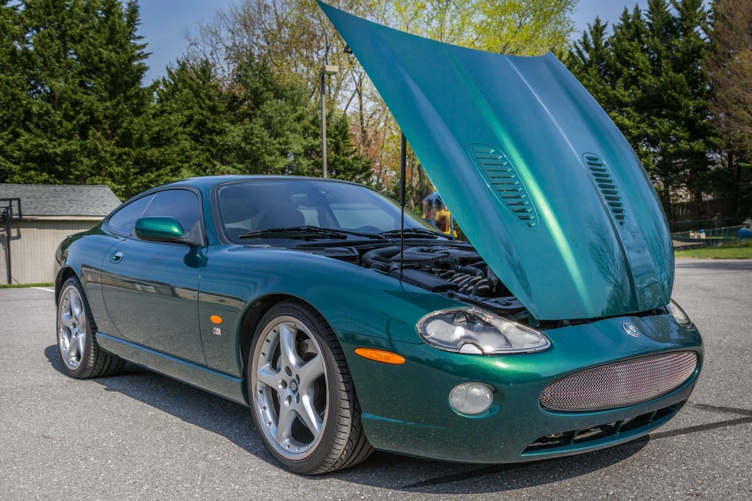 2005 Jaguar X100 XKR - Image 19 of 31