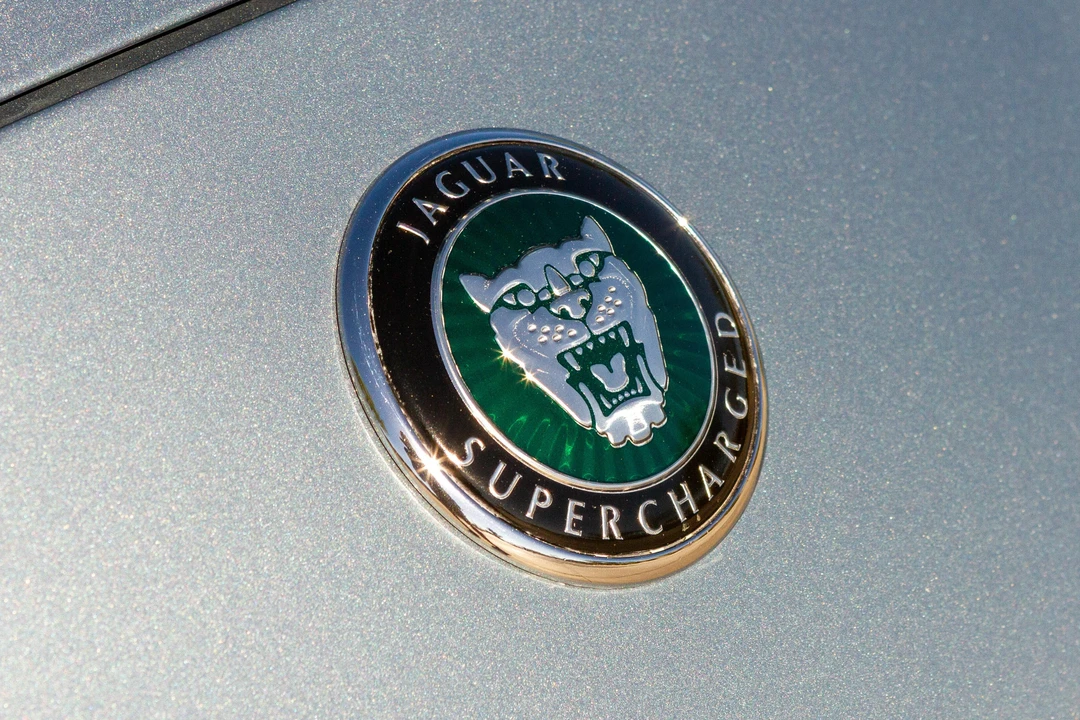 2005 Jaguar X100 XKR - Image 14 of 31