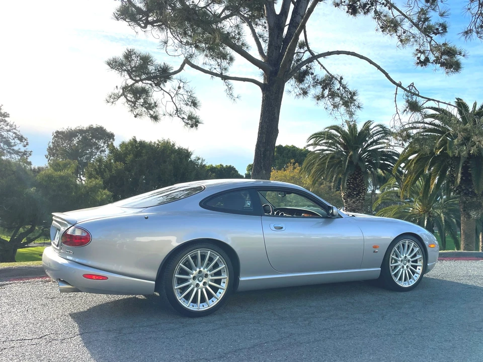 2005 Jaguar X100 XKR - Image 13 of 31