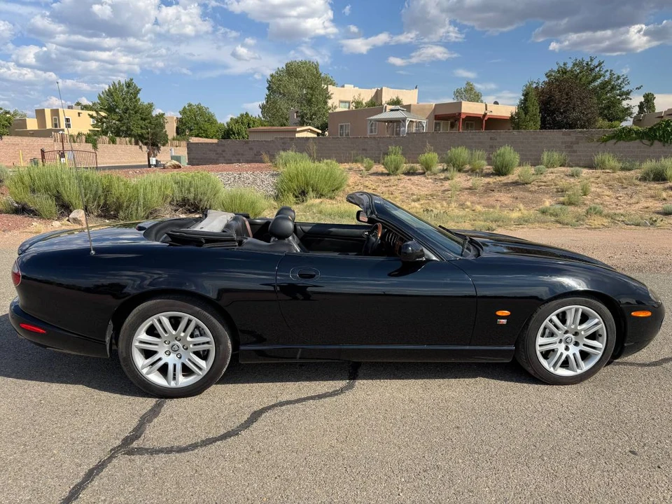 2005 Jaguar X100 XKR - Image 12 of 19