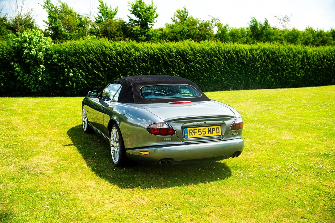 2005 Jaguar X100 XKR - Image 26 of 30