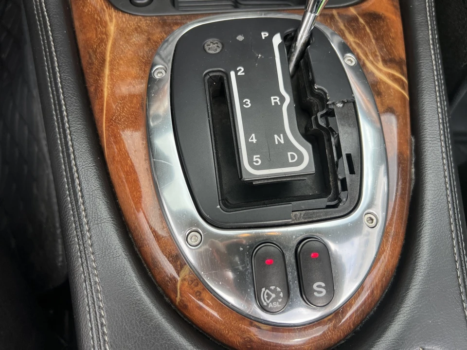 2005 Jaguar X100 XKR - Image 23 of 29