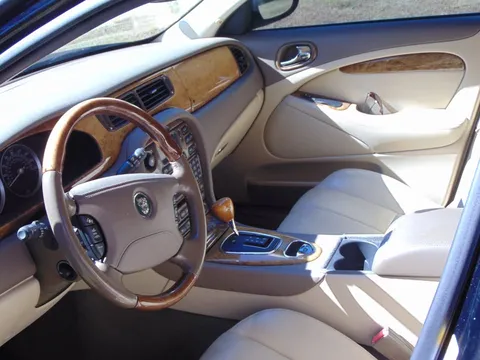 2005 Jaguar S-Type 2nd Gen - Image 2 of 2