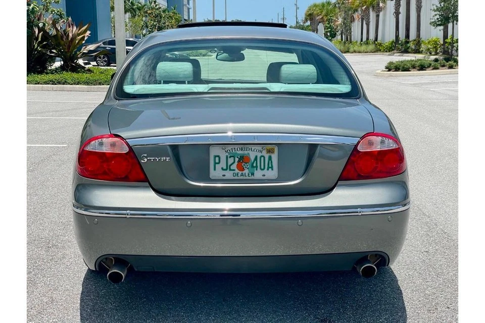 2005 Jaguar S-Type 2nd Gen - Image 2 of 20