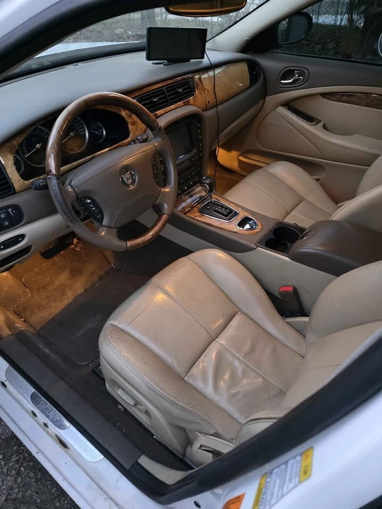2005 Jaguar S-Type 2nd Gen - Image 3 of 6