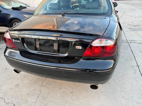 2005 Jaguar S-TYPE R