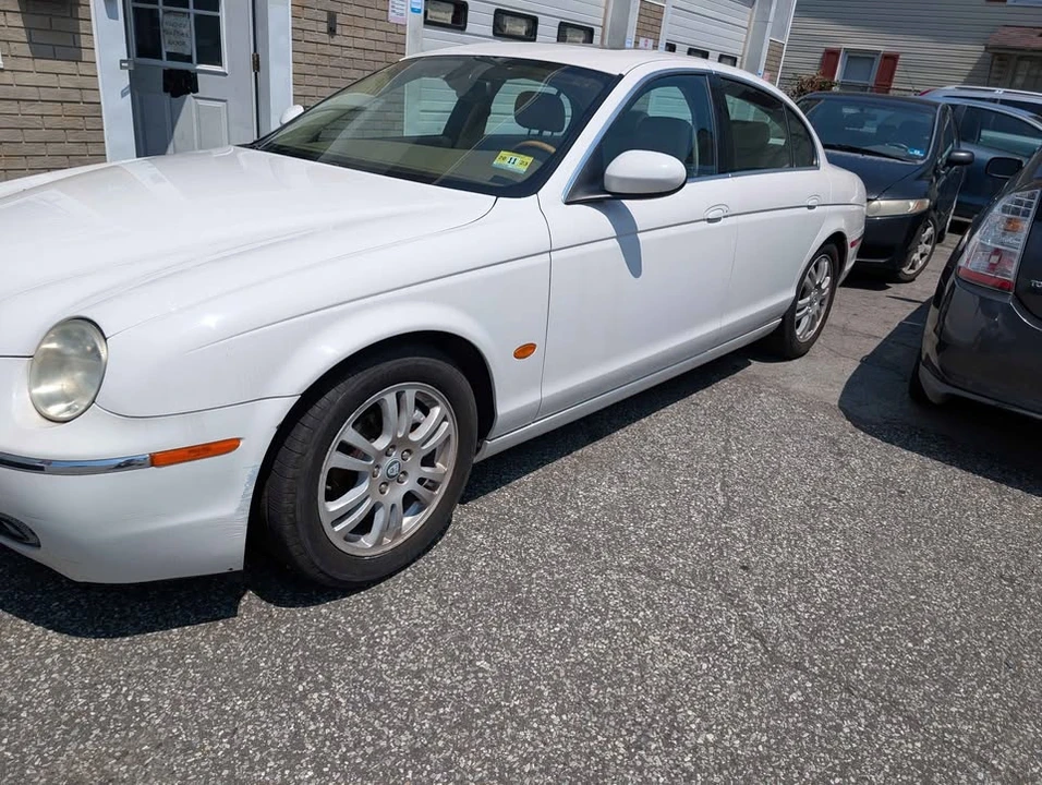 2005 Jaguar S-Type 2nd Gen - Image 4 of 10