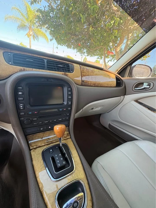 2005 Jaguar S-Type 2nd Gen - Image 7 of 13