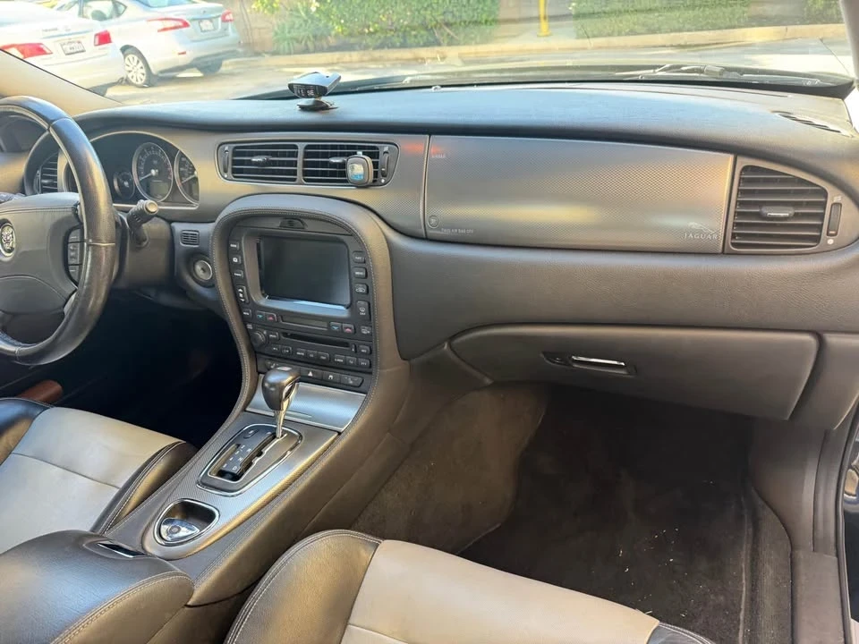 2005 Jaguar S-Type 2nd Gen - Image 3 of 9
