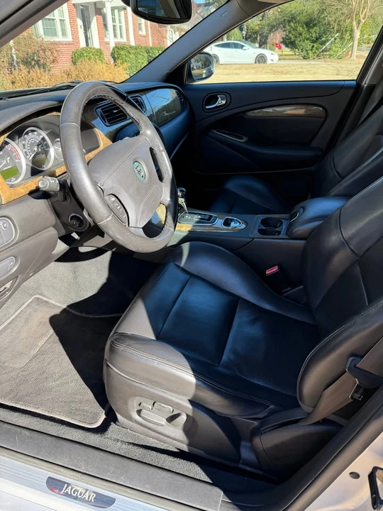 2005 Jaguar S-Type 2nd Gen - Image 9 of 12