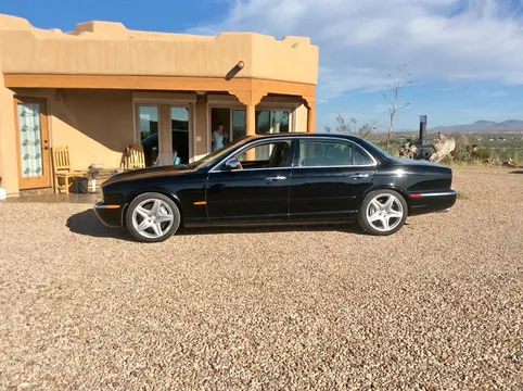 2005 Jaguar SuperV8