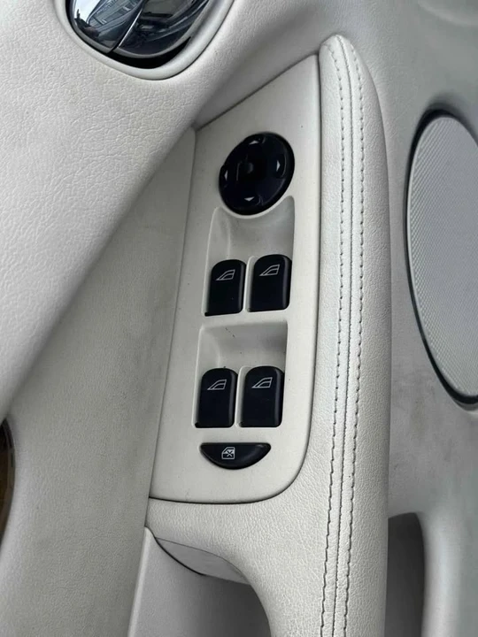 2005 Jaguar X-Type - Image 16 of 20