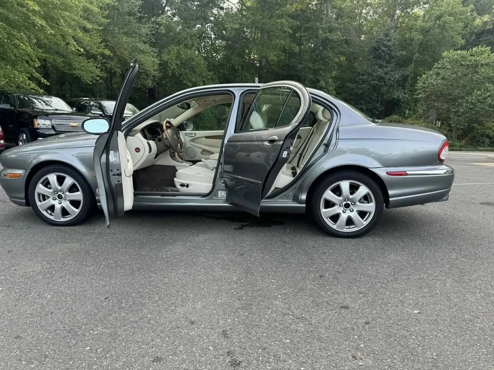 2005 Jaguar X-Type - Image 18 of 20