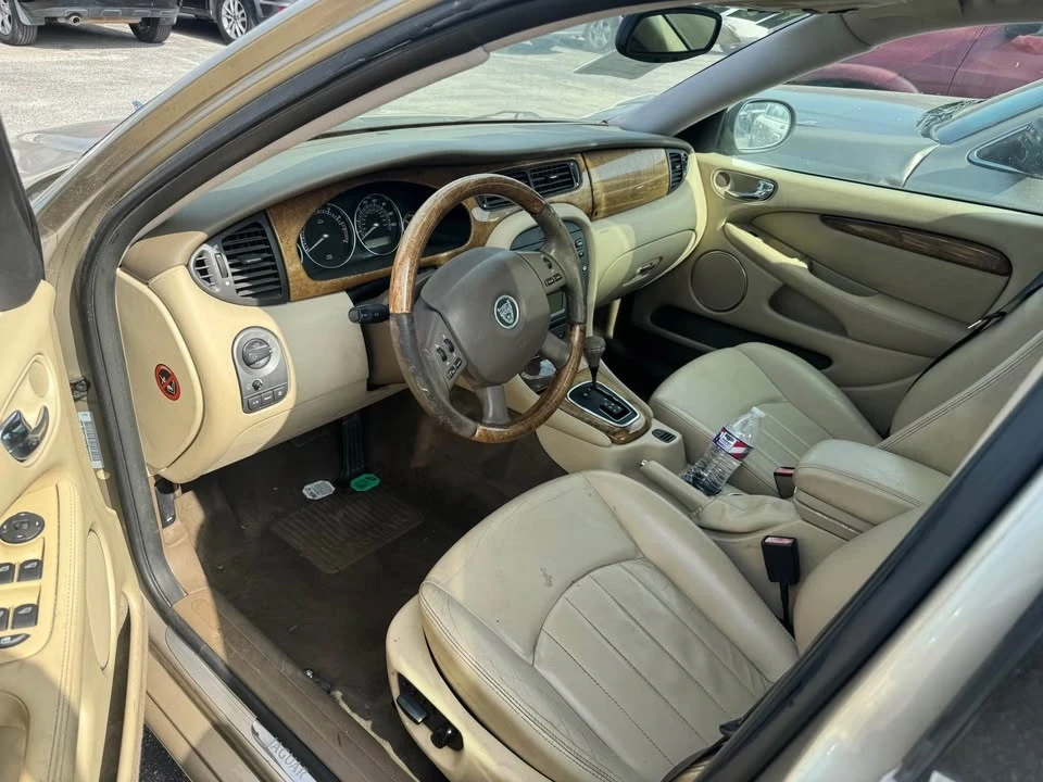 2005 Jaguar X-Type - Image 7 of 10