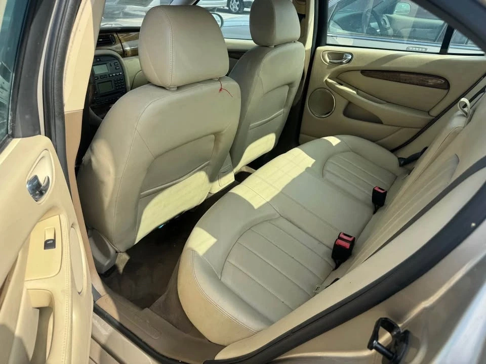 2005 Jaguar X-Type - Image 8 of 10
