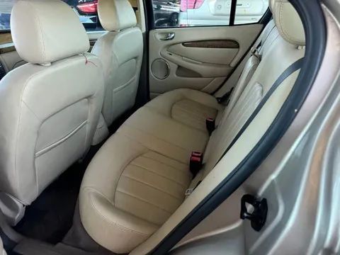 2005 Jaguar X-Type - Image 3 of 7