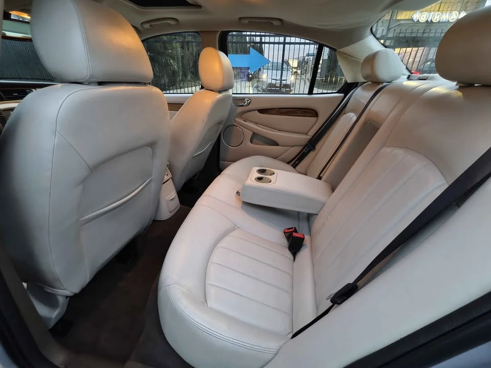 2005 Jaguar X-Type - Image 13 of 20