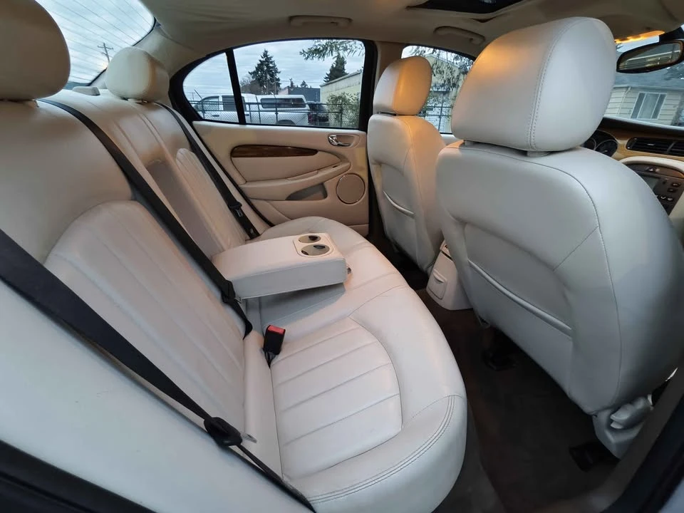 2005 Jaguar X-Type - Image 17 of 20