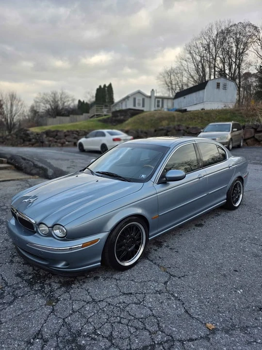 2005 Jaguar X-Type - Image 2 of 11