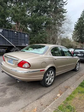 2005 Jaguar X-Type - Image 2 of 5