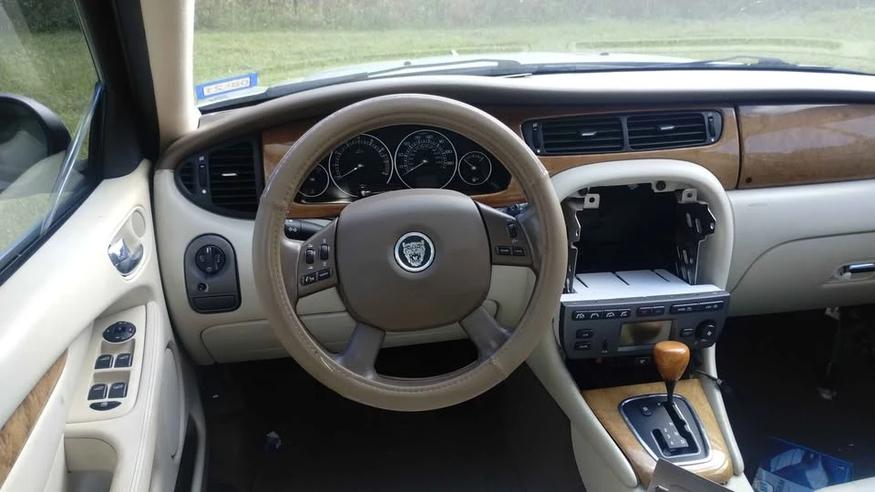 2005 Jaguar X-Type - Image 5 of 7