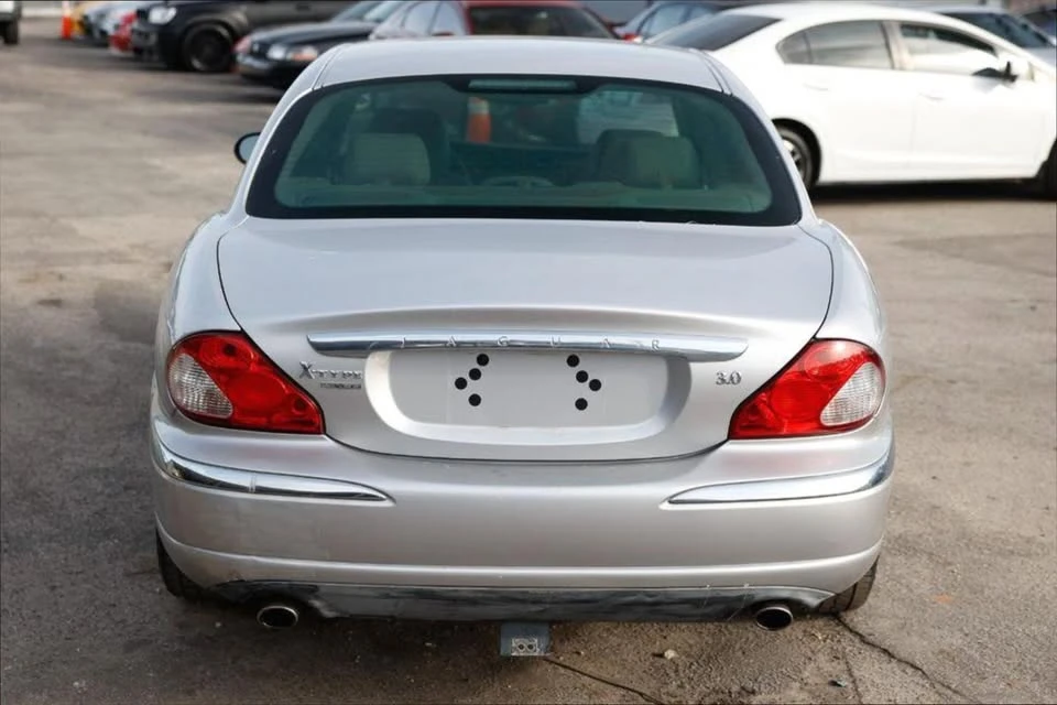2005 Jaguar X-Type - Image 9 of 19